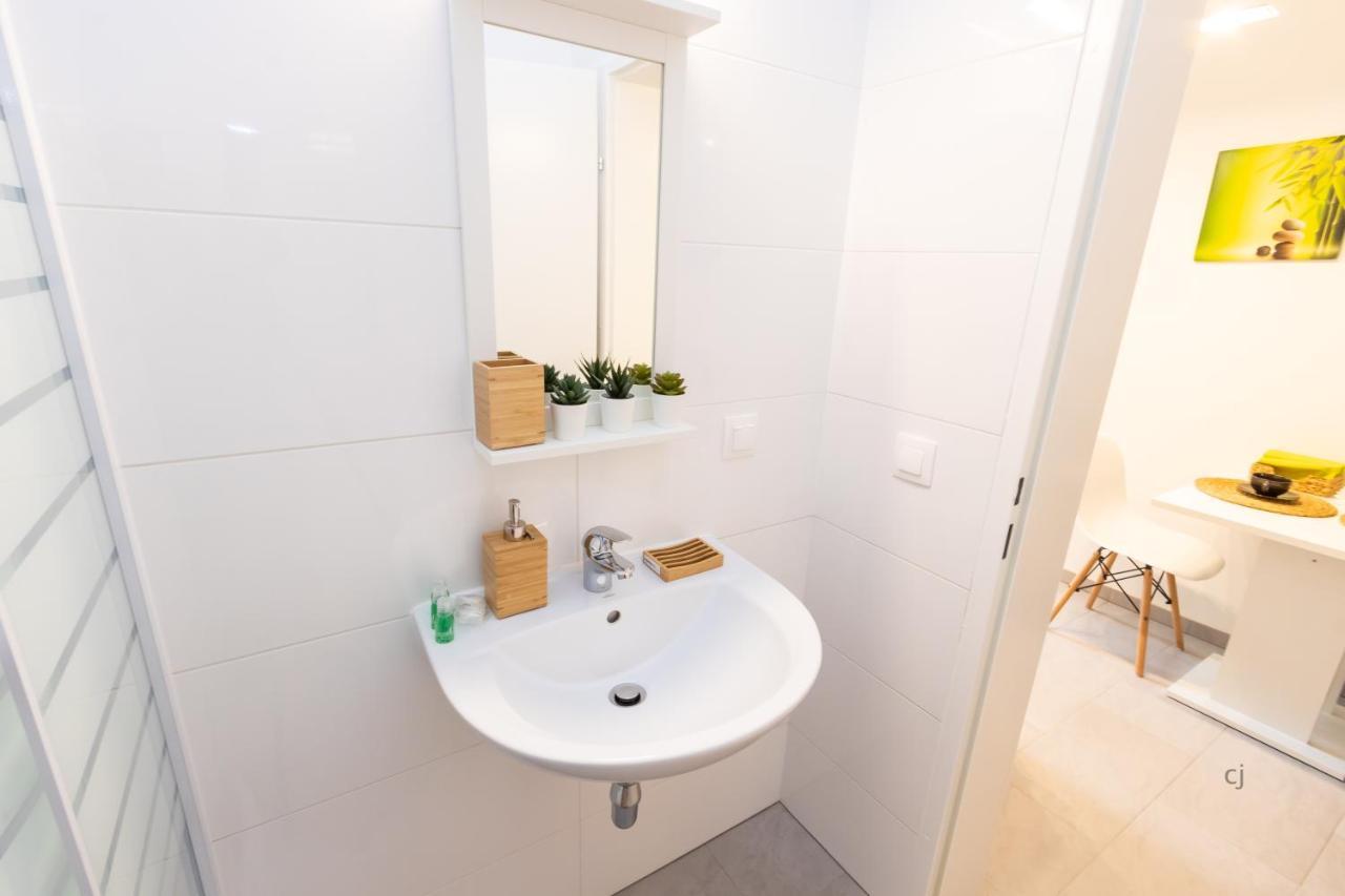 The By Radiant Apartamento Viena